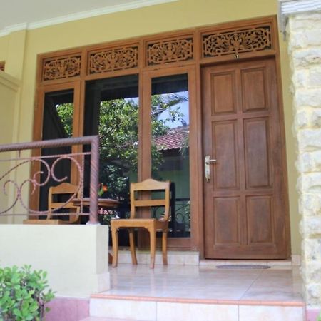 Hotel Puri Nusantara Kuta Lombok Exterior foto